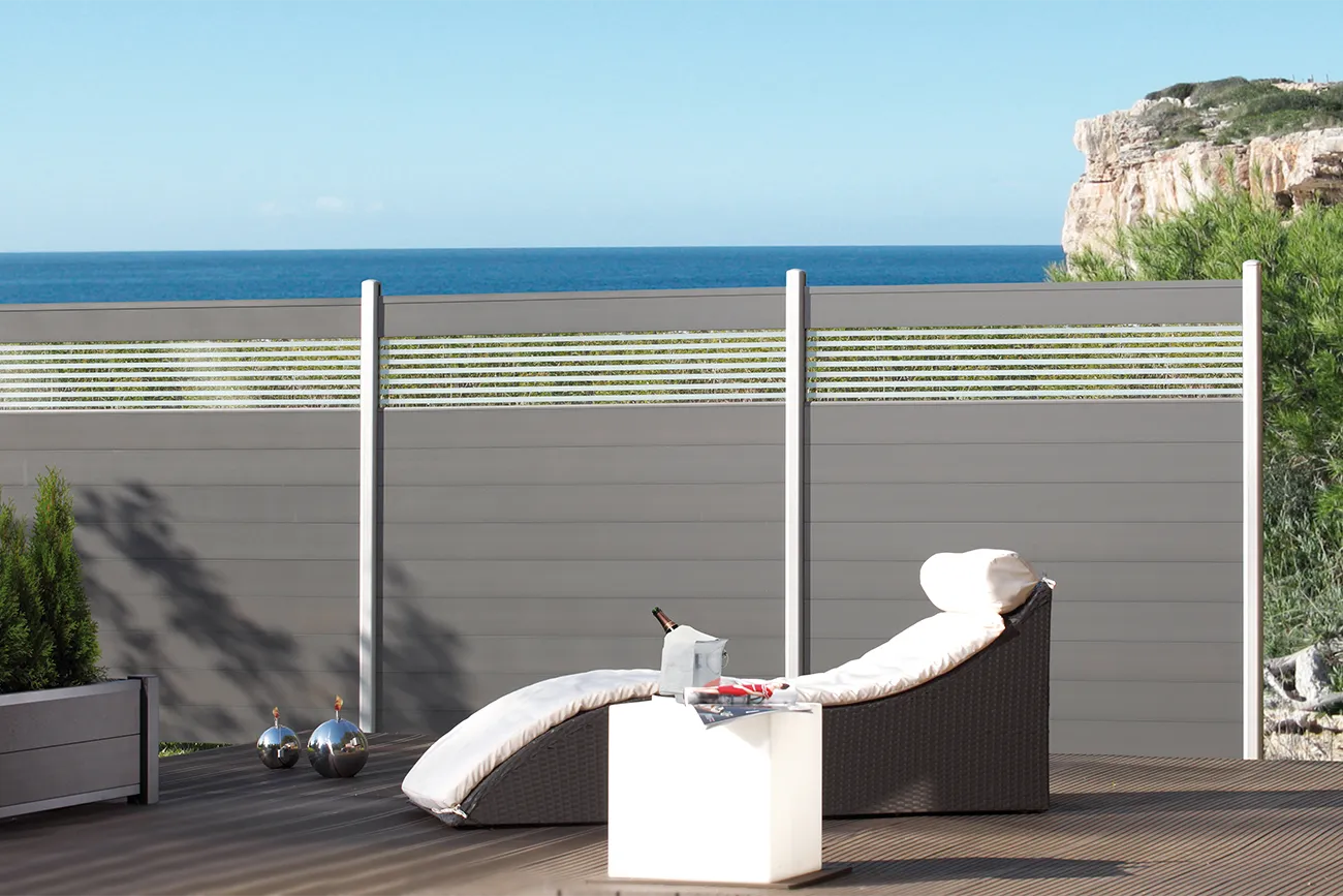 Tuinafscheiding van aluminium in antracietkleur